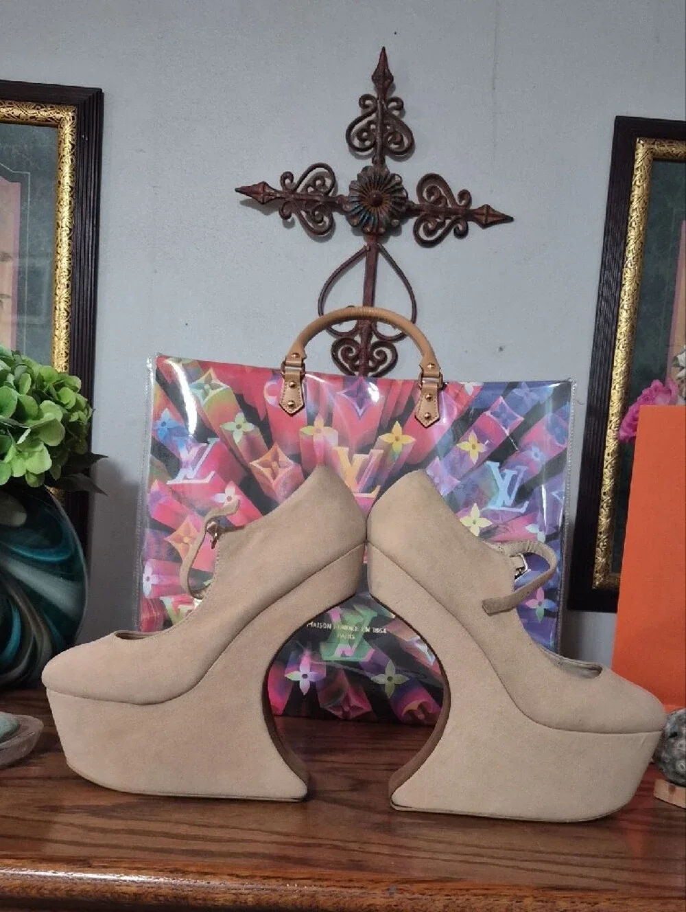 Mary Janes featuring a gravity-defying heelless silhouette